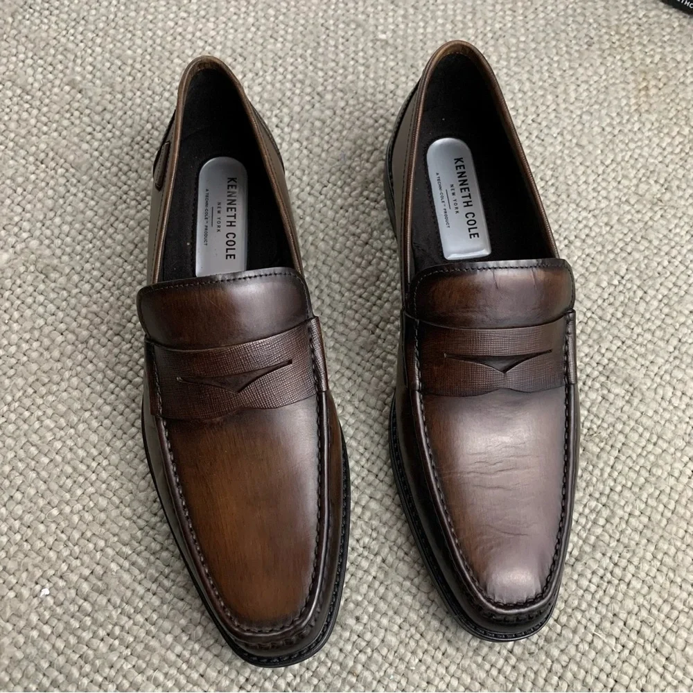 Kenneth Cole slip in casual shoe